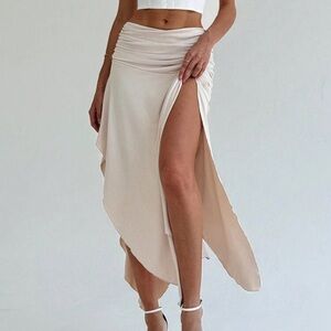 Aloruh Women's Low Waist Split Hem Pleated Solid Color A-Line Long Skirt,